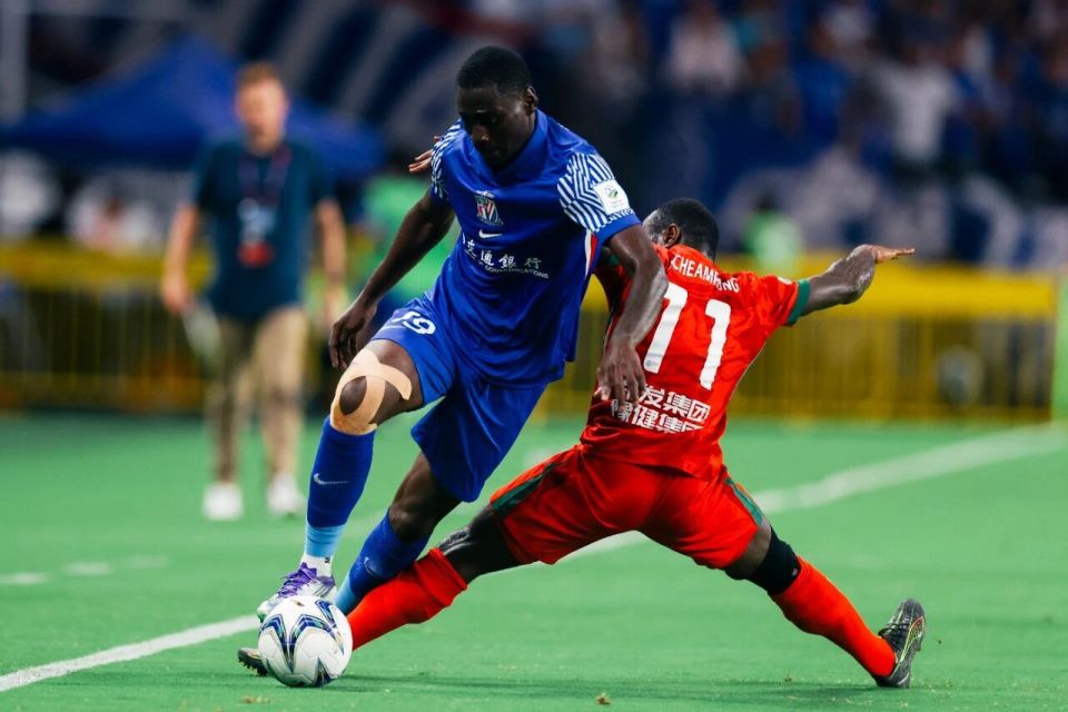 李铭珅, 也跟随全队